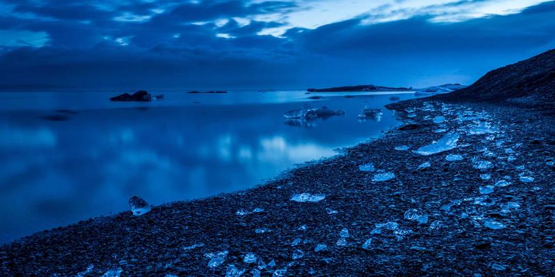 编程开发深度解析：NFV与容器化部署的性能对比与技术选型指南